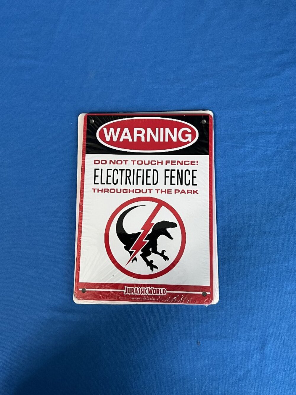 Loot Crate Exclusive Jurassic World Electrified Fence Tin Sign “Sealed”
